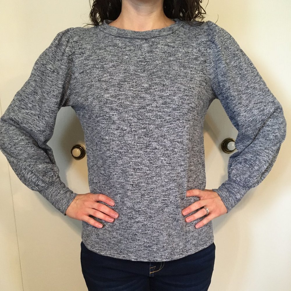 Navy & white long sleeve knit LOFT shirt (XSP)